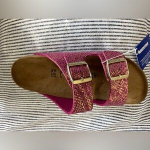 Brand new Birkenstock size 39 (8 Women 6 Men)